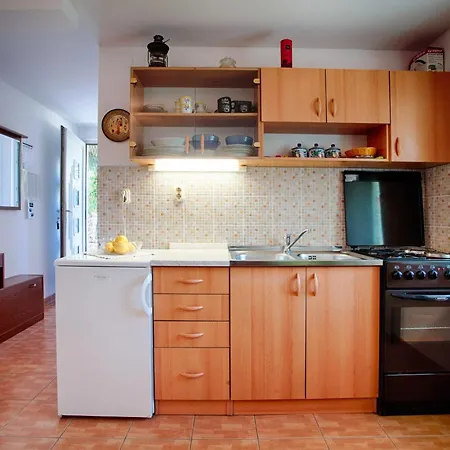 Dina Apartment Komiza